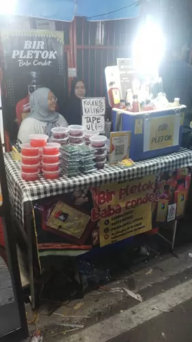 BAZAR UMKM Kantor Camat Ciracas beralamat di Jalan Pengantin Ali, Kelurahan Ciracas, Kecamatan Ciracas, Jakarta Timur